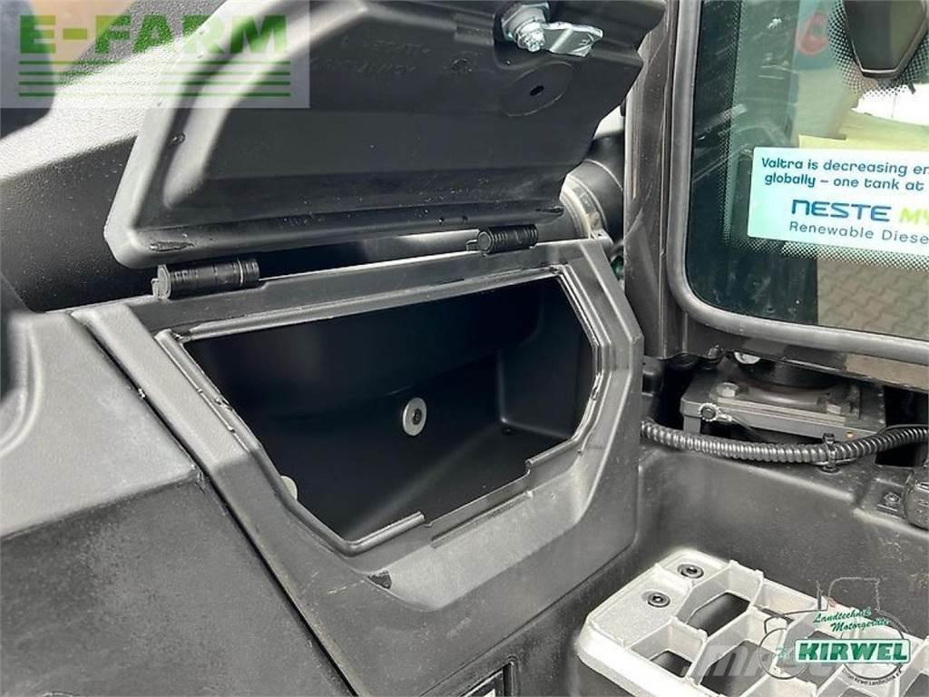 Valtra q 285 Tractoare