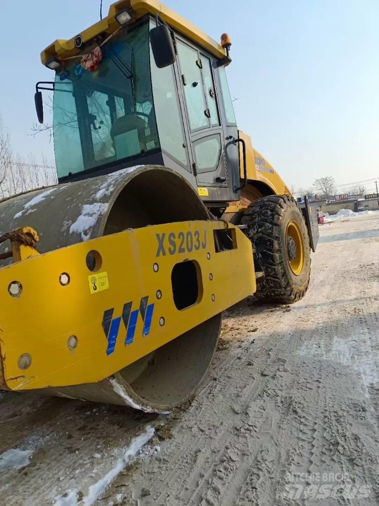 XCMG XS 143J Compactoare monocilindrice