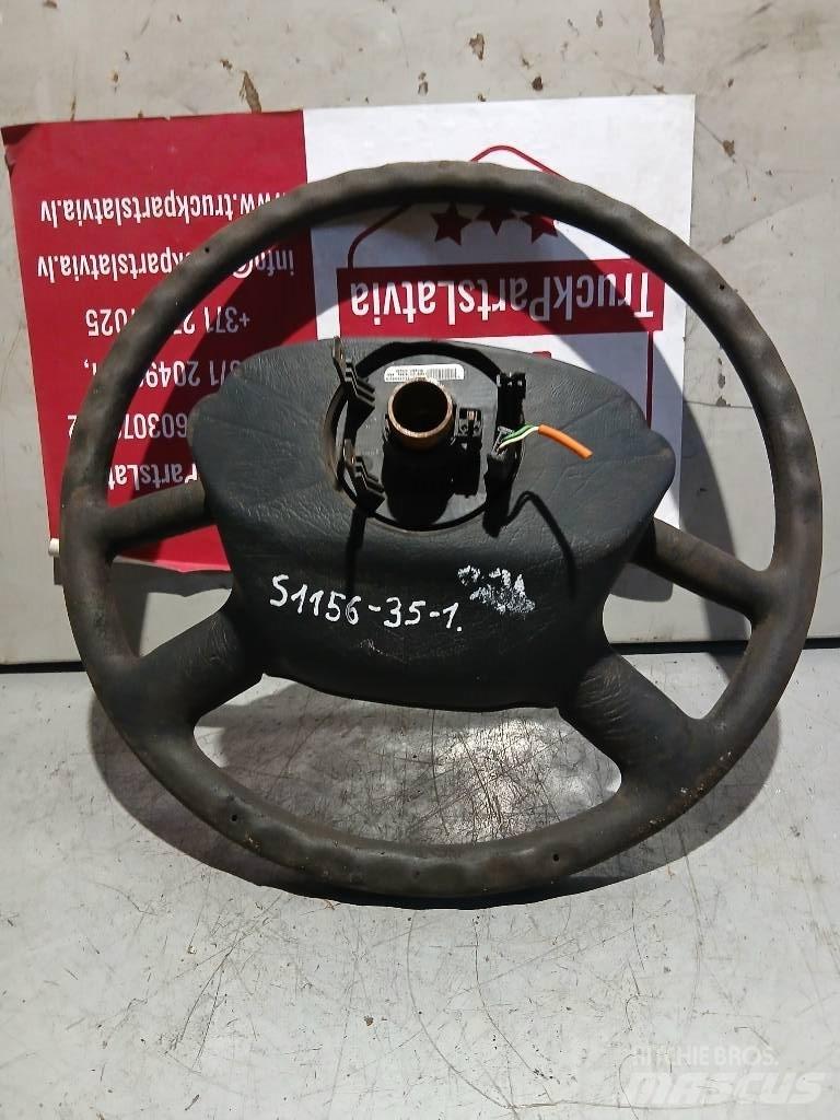 Scania 144    1327026 Cabine si interior