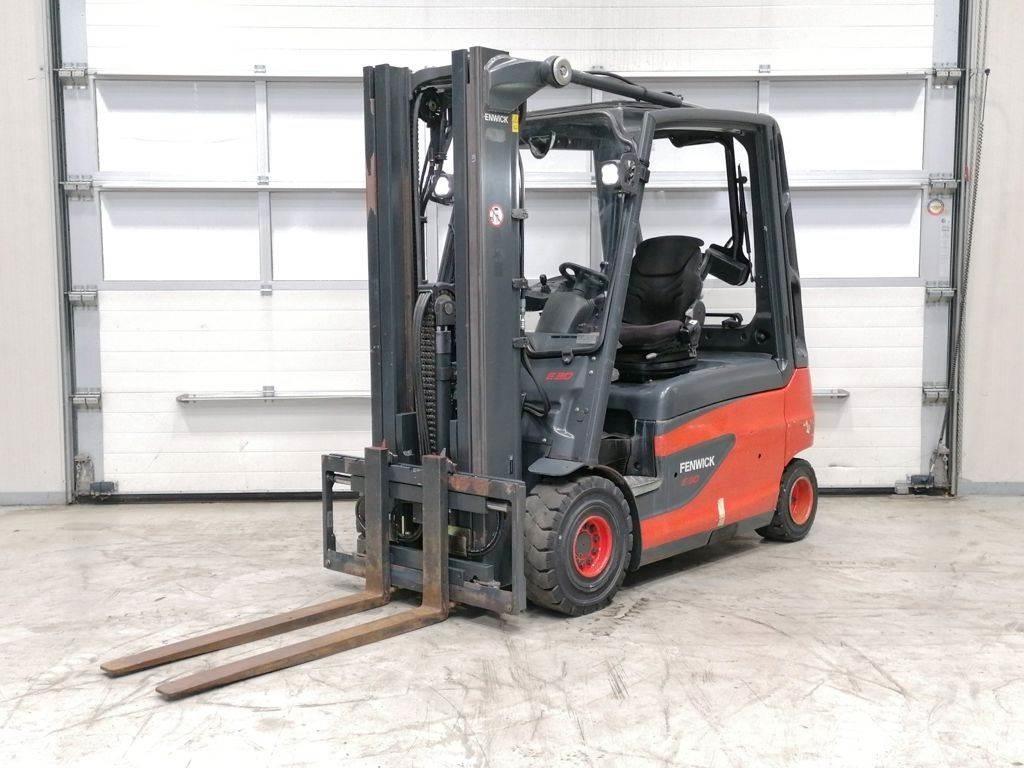 Linde E30L-01 Stivuitor electric
