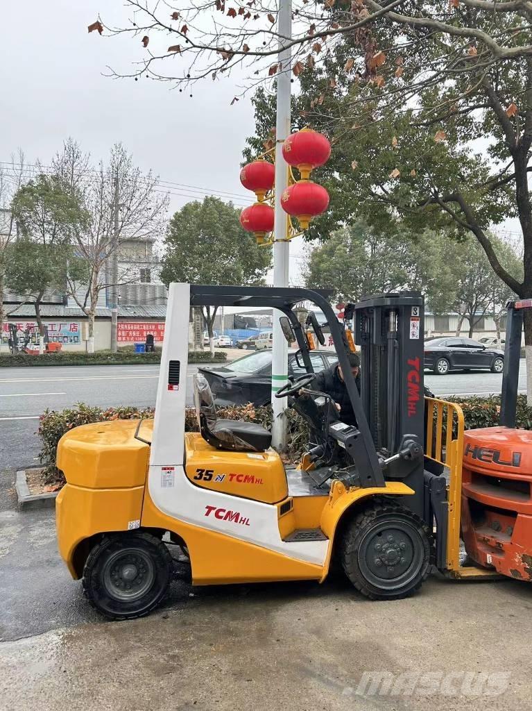 TCM 35 Stivuitor diesel