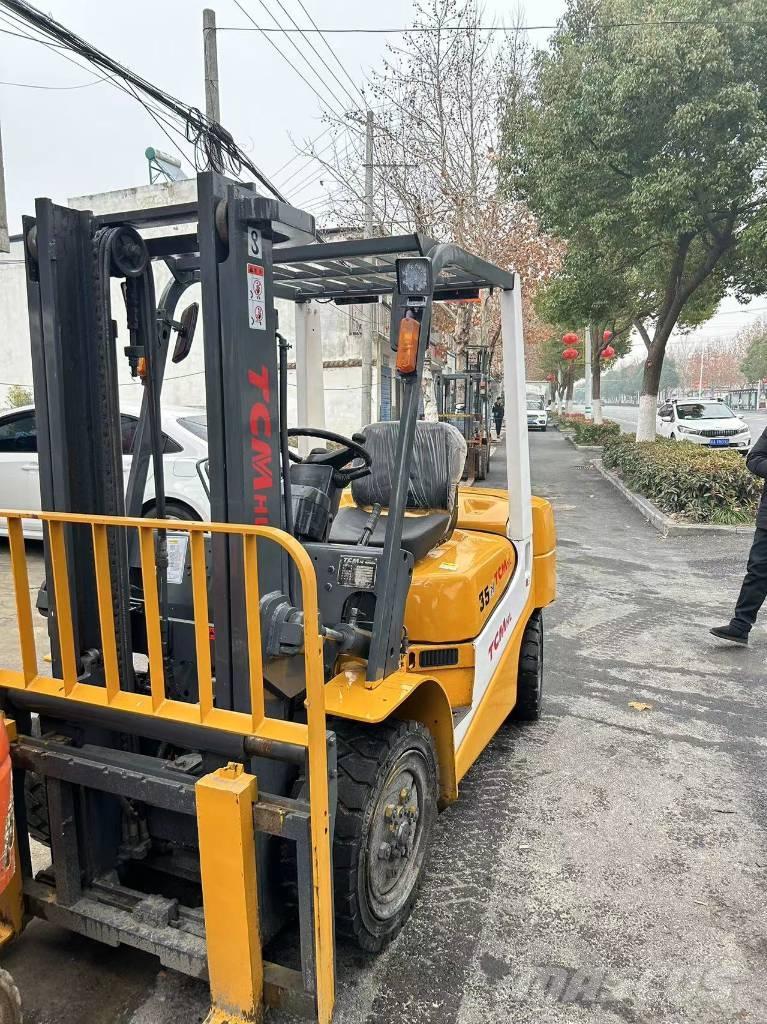 TCM 35 Stivuitor diesel