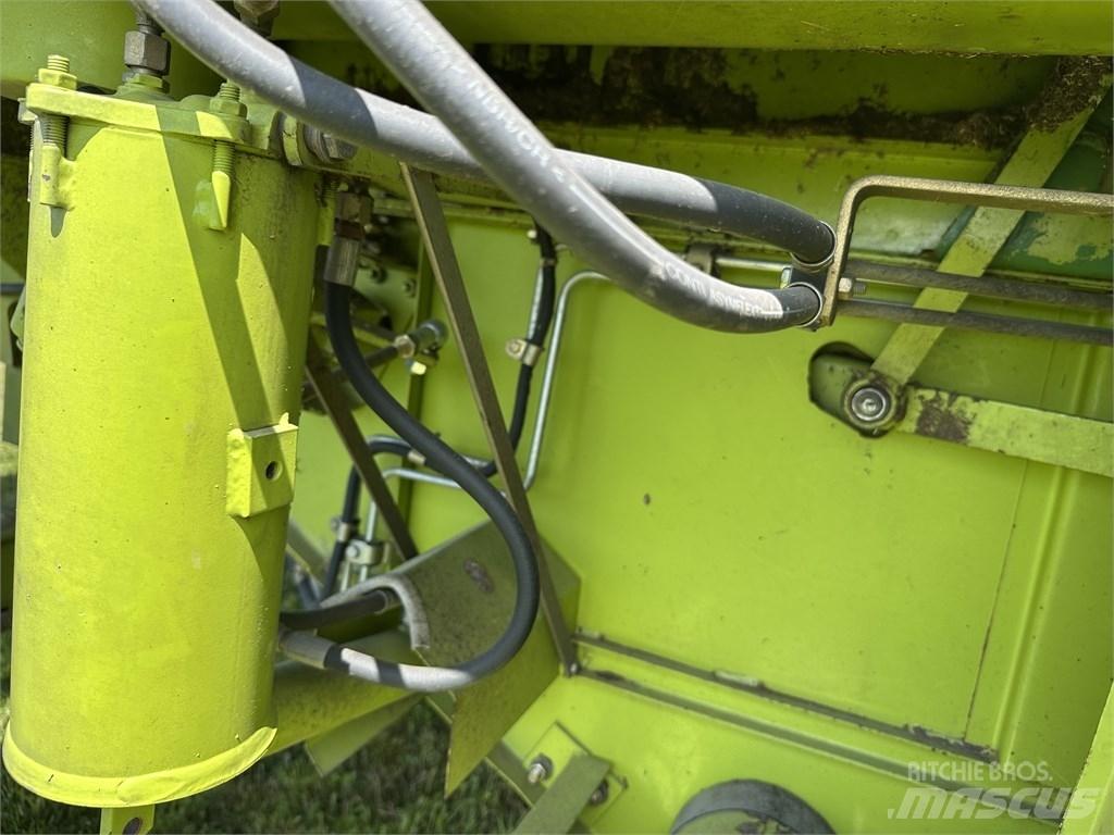 CLAAS Mega 208 Combine de secerat
