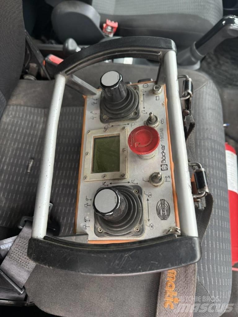 Böcker AK 44 / 4000 Macara teren accidentat