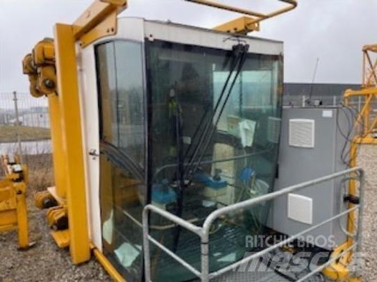 Potain MDT 368 L16 Macarale turn