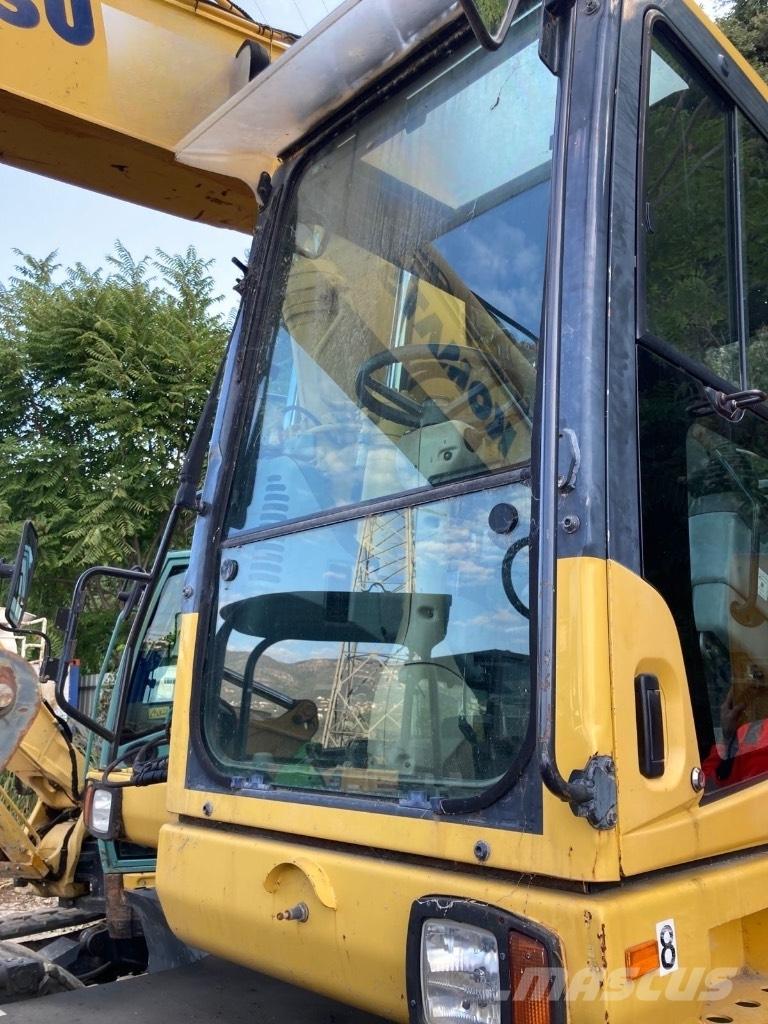 Komatsu PW 140-7 Excavatoare cu roti