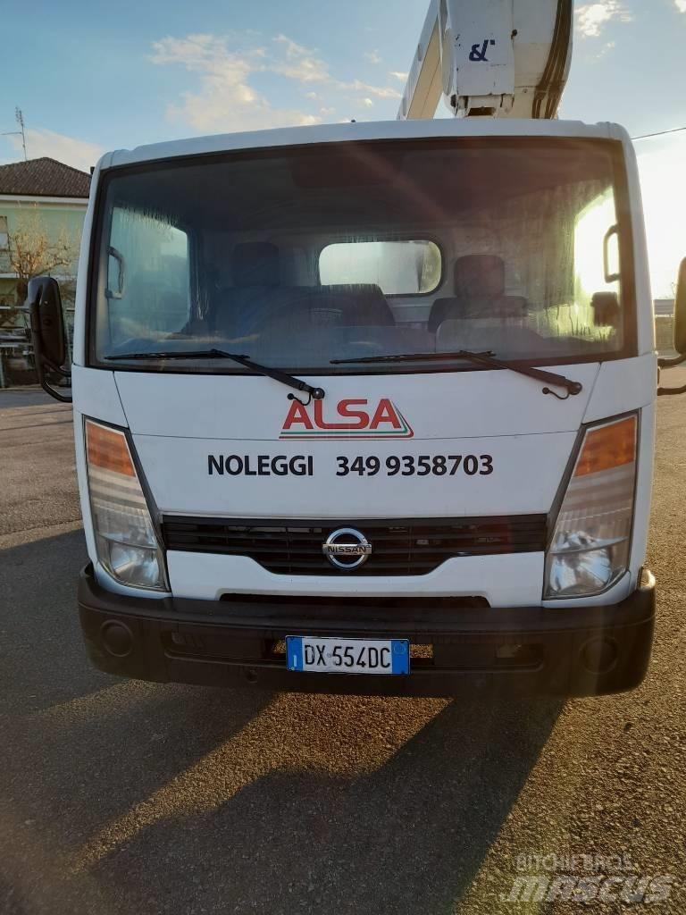 Oil & Steel 189 Platforme aeriene montate pe camion
