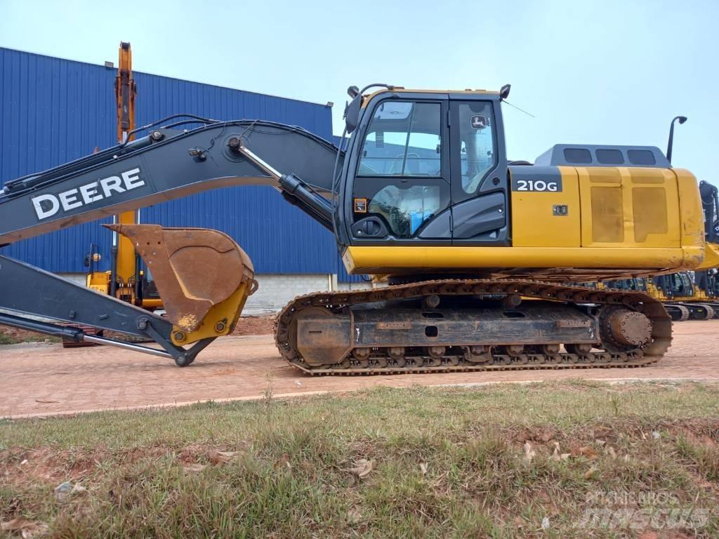 DEERE 210G Excavatoare pe șenile
