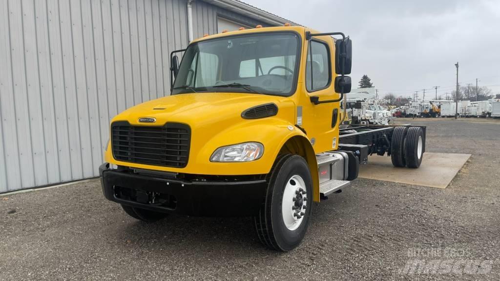 Freightliner M2 Camion cabina sasiu