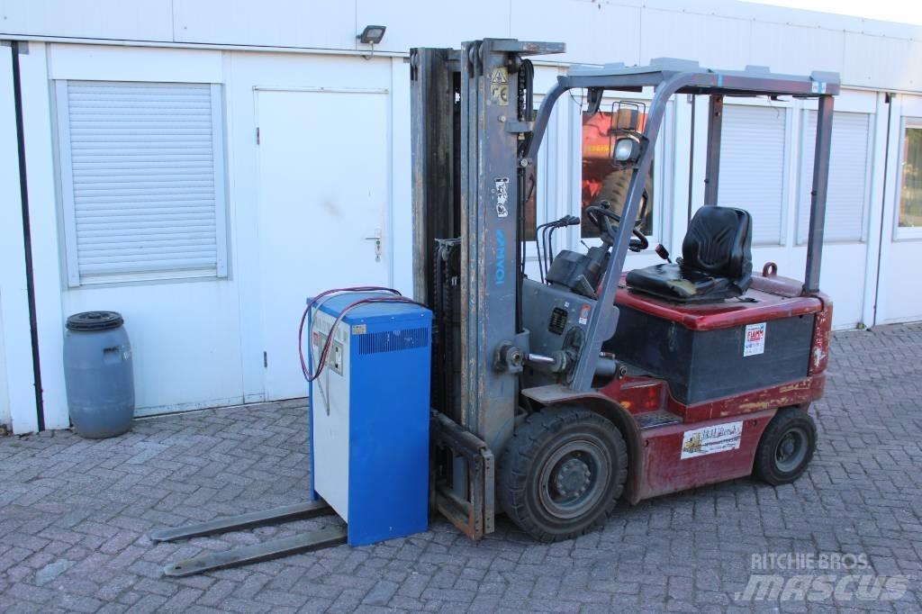 Hangcha CPD 25 Stivuitor electric
