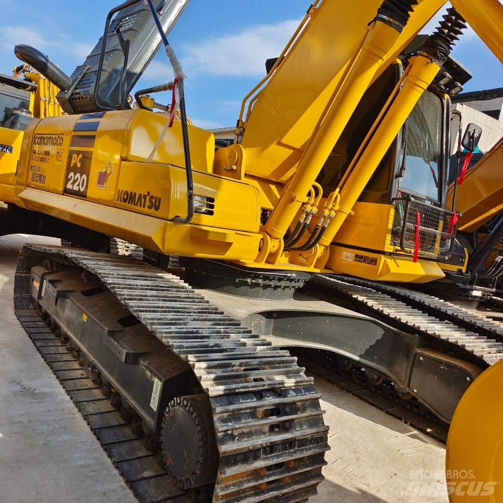Komatsu PC 200-8 Excavatoare pe șenile
