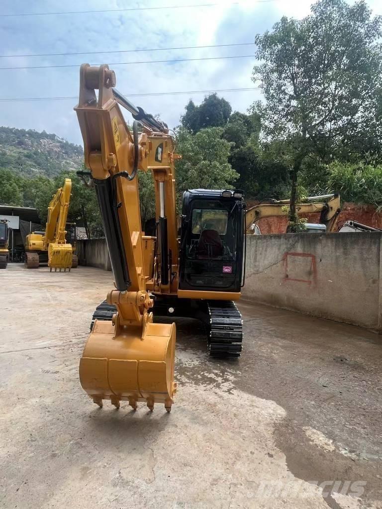 CAT 307 D Excavatoare pe șenile
