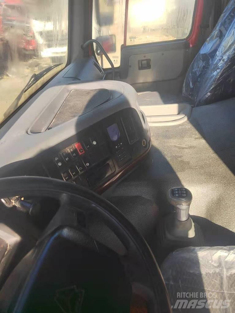 Howo 371 8x4 Autobasculanta
