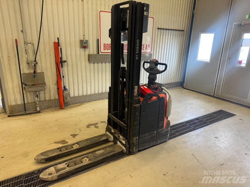 BT Toyota SPE 120 L Transpaleta manuala