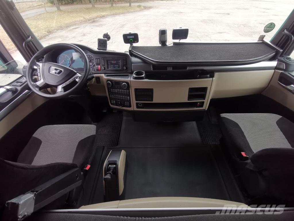 MAN TGX 18.420 Camion cu prelata