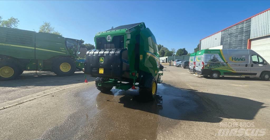 John Deere V461M Masina de balotat cilindric