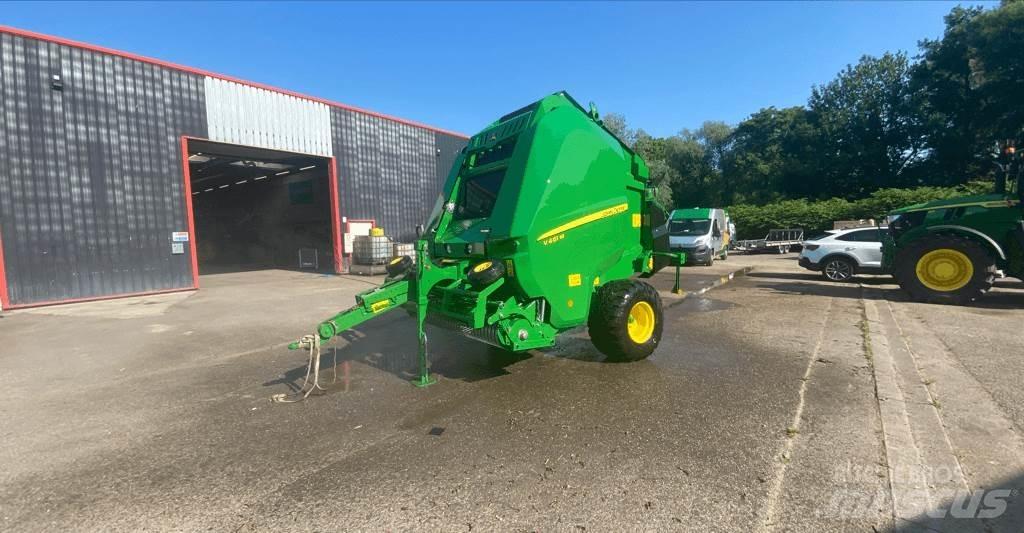 John Deere V461M Masina de balotat cilindric