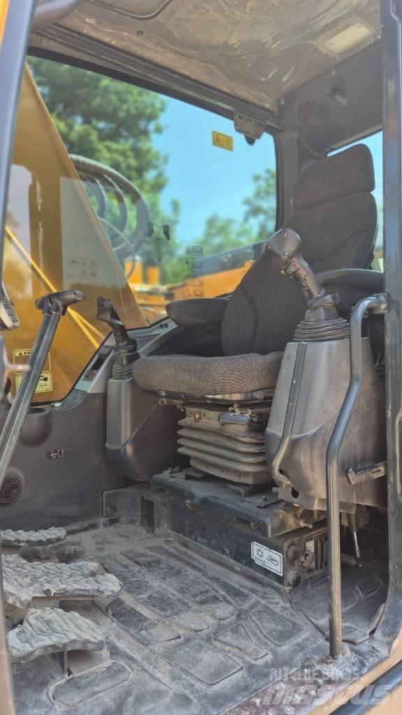 Hyundai HX 145 LCR Excavatoare pe șenile
