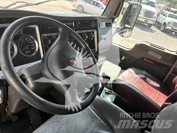 Kenworth T660 Autotractoare