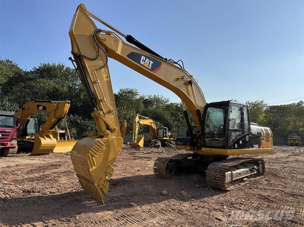 CAT 320DL Excavatoare pe șenile

