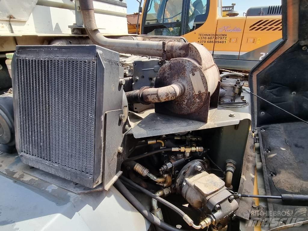Liebherr L 508 Incarcator pe pneuri