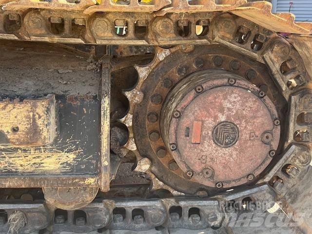 JCB Bandgrävare 220X Excavatoare pe șenile
