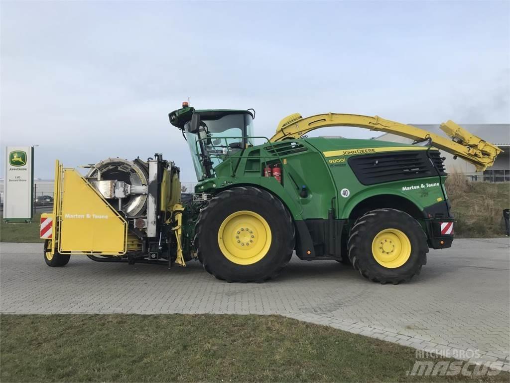 John Deere 9800 Forajere cu autopropulsare