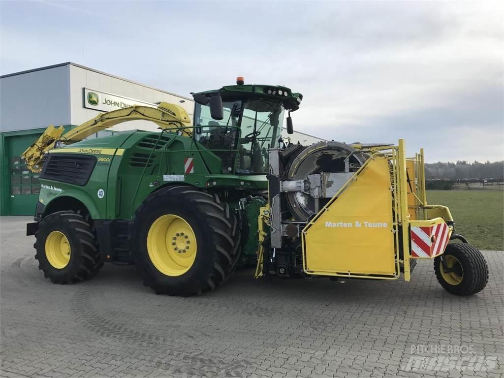 John Deere 9800 Forajere cu autopropulsare