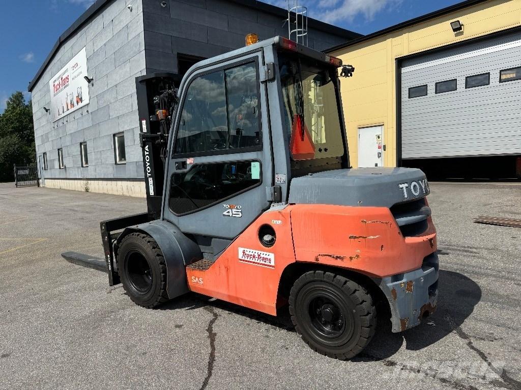 Toyota 40-8FD40N Stivuitor diesel