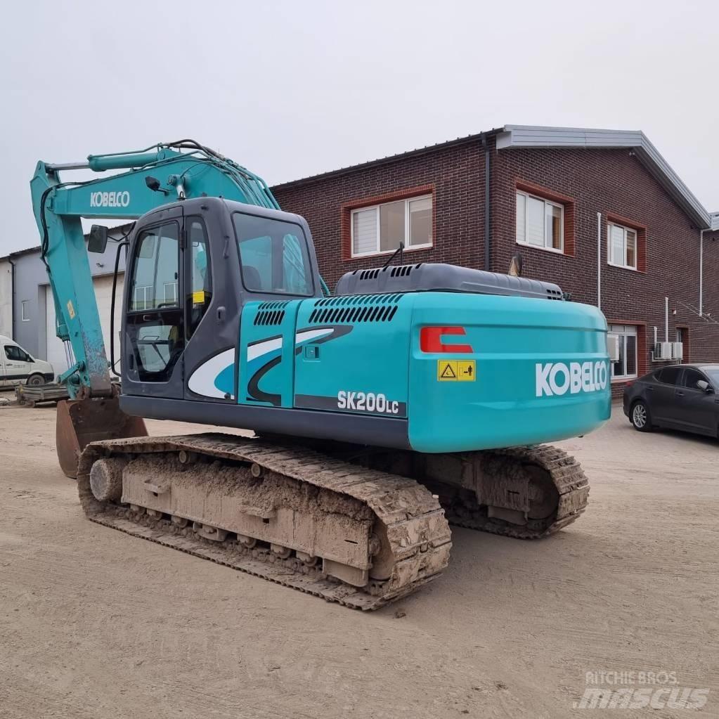 Kobelco SK 200-8 Excavatoare pe șenile
