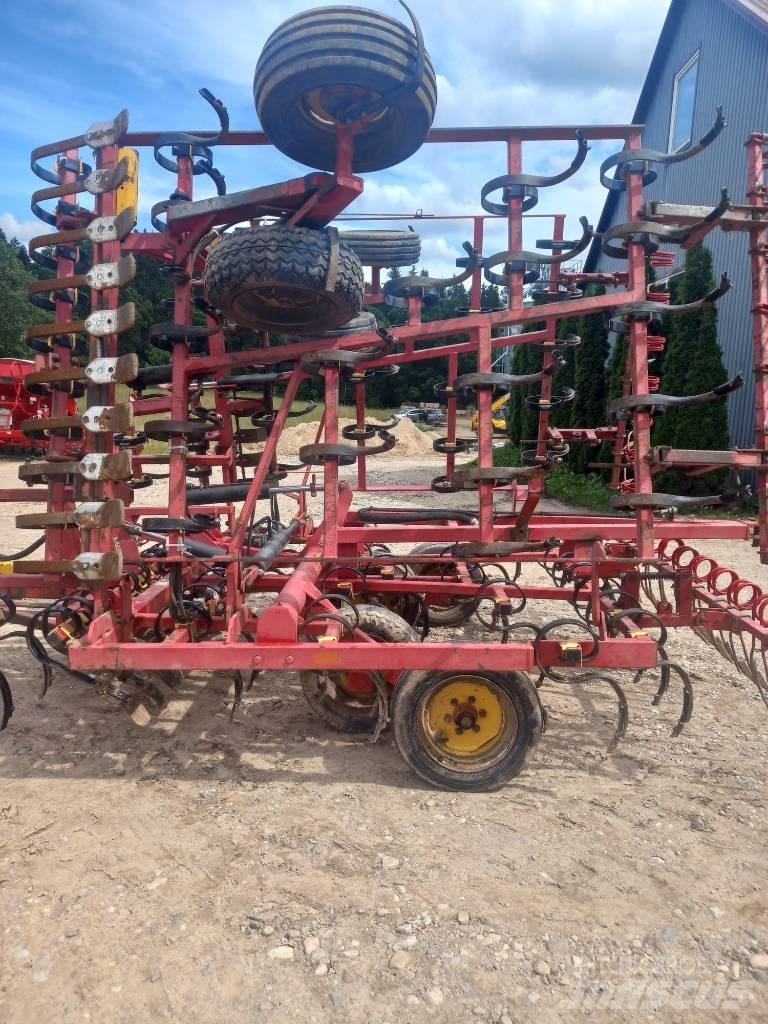 Väderstad NZ 600 Cultivatoare