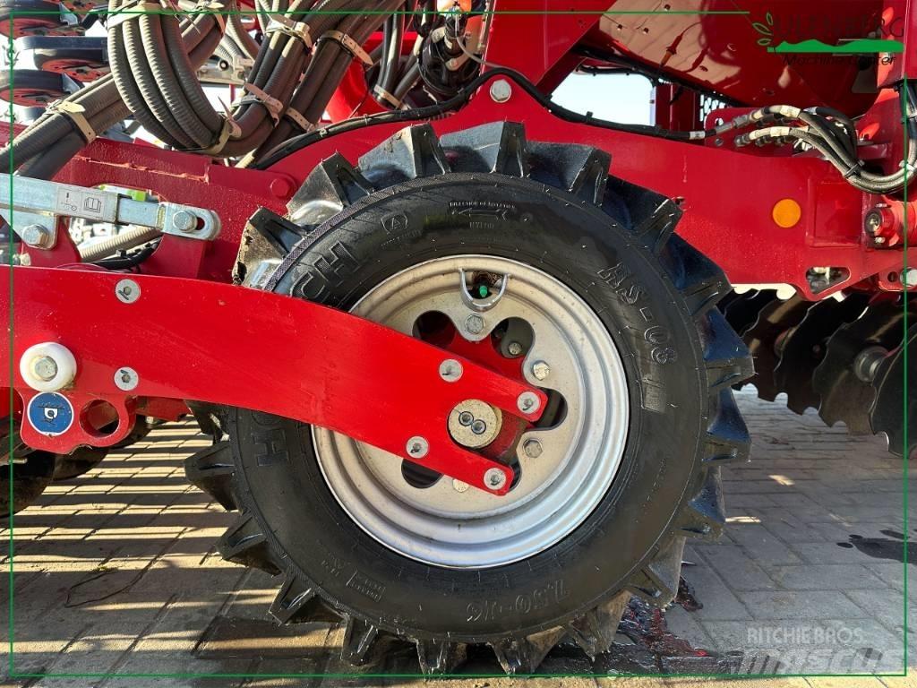 Horsch Pronto 4 DC Perforatoare