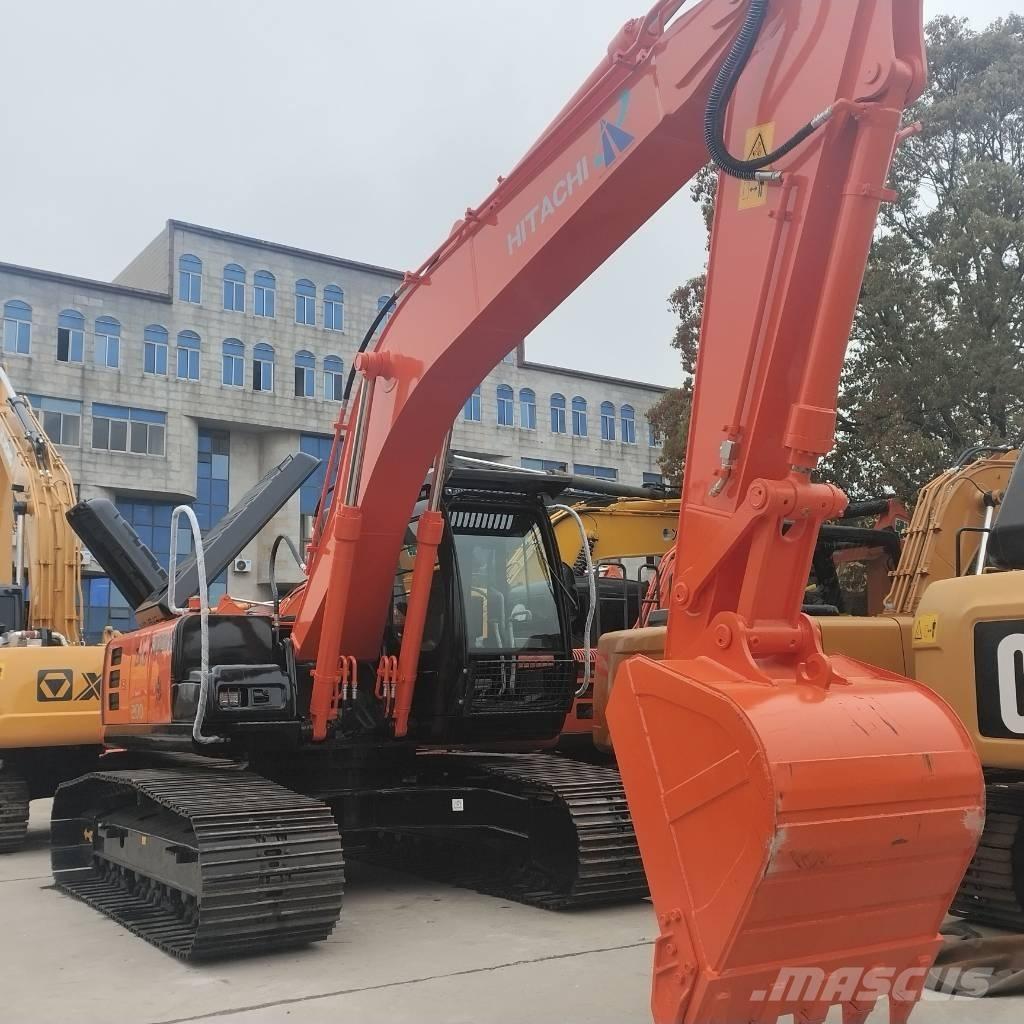 Hitachi ZX 200 Excavatoare pe șenile

