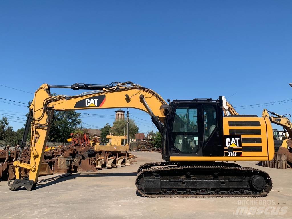 CAT 318F Excavatoare pe șenile
