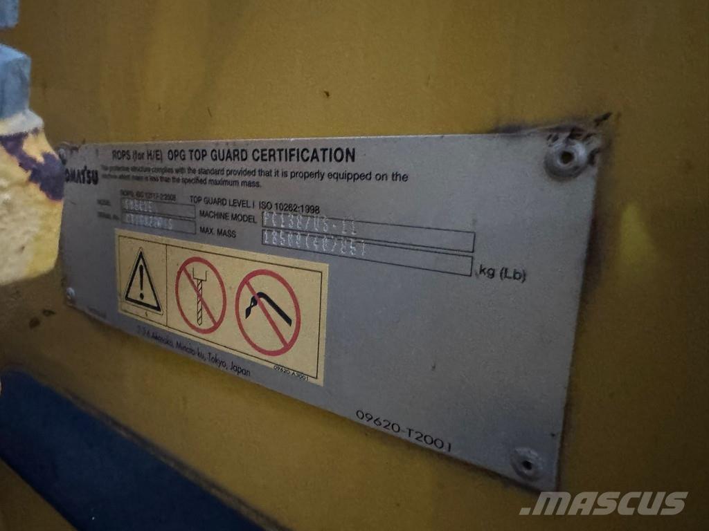 Komatsu PC138-11 Excavatoare pe șenile
