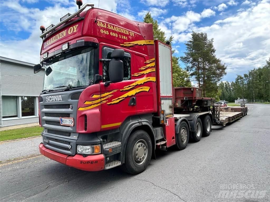 Scania R560 8x4 Autotractoare