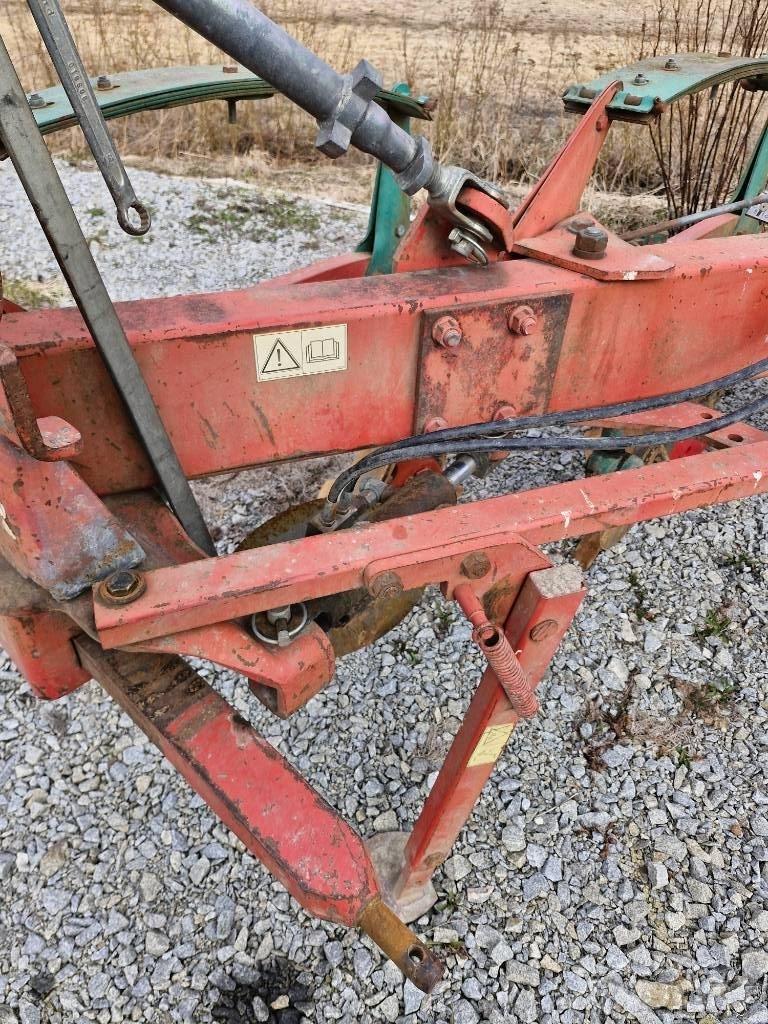 Kverneland ab85-4 Pluguri conventionale