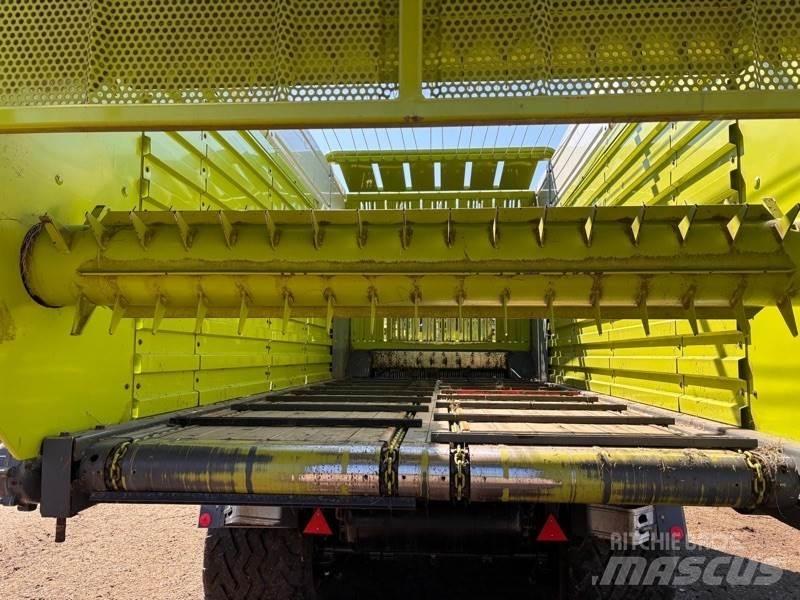 CLAAS Quantum 4700 Remorci cu autoîncarcare