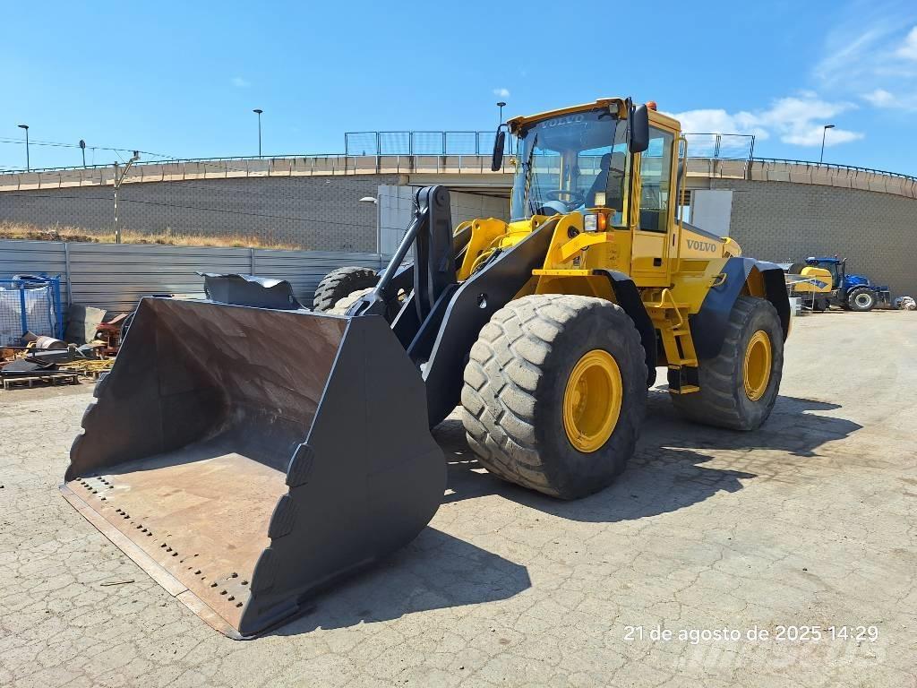 Volvo L 120 E Incarcator pe pneuri