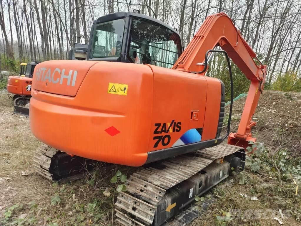 Hitachi ZX 70 Excavatoare 7t - 12t