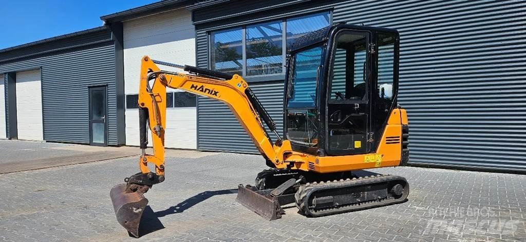 Hanix H 17D Mini excavatoare < 7t