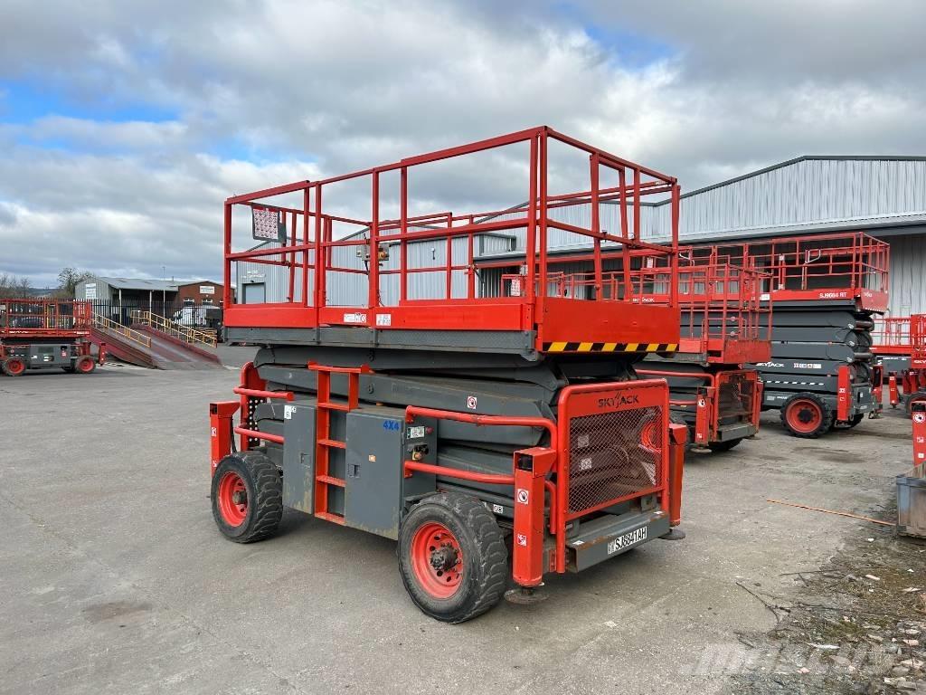 SkyJack SJ 8841 RT Platforme foarfeca