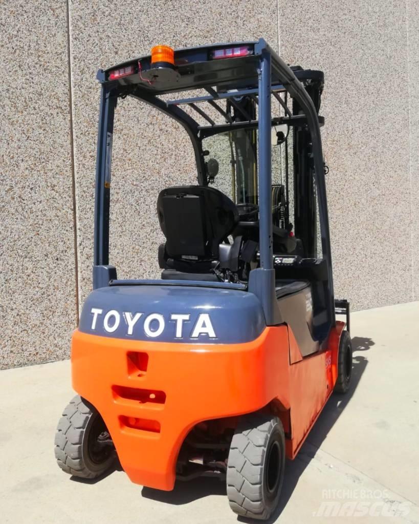 Toyota 8FBM20T Stivuitor electric