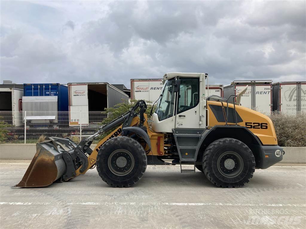 Liebherr L 526 Incarcator pe pneuri