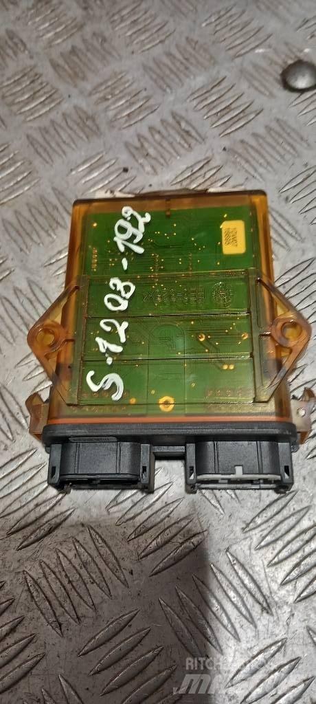 Scania 94 D.    QM1136 Electronice
