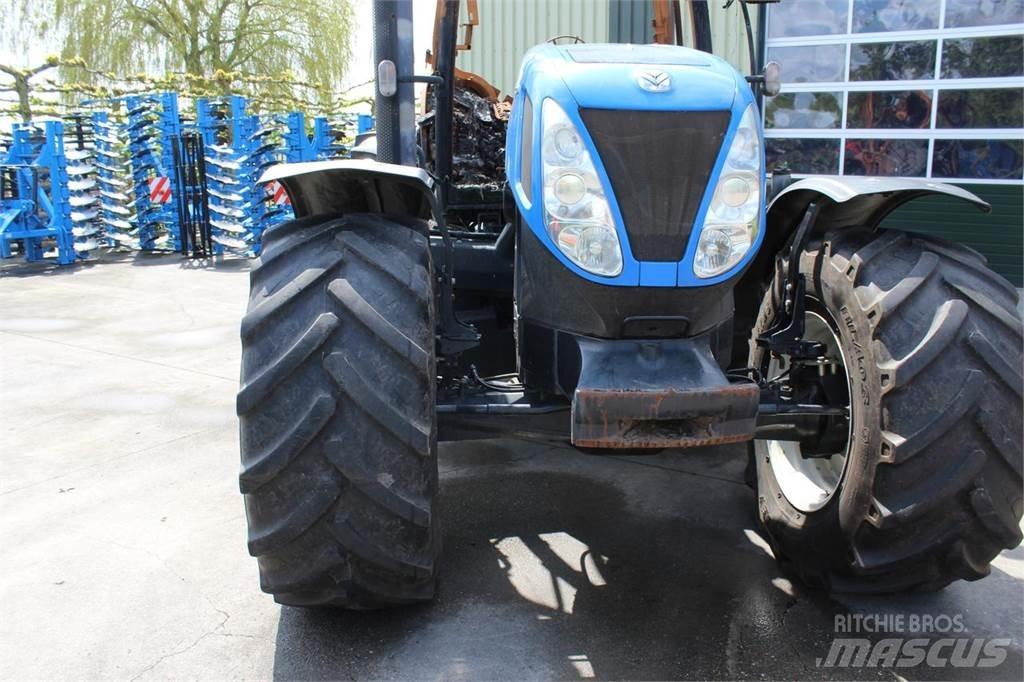New Holland T7030 Tractoare