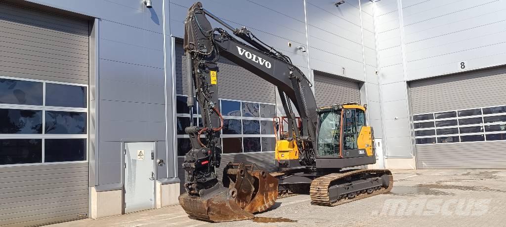Volvo ECR235EL Excavatoare pe șenile
