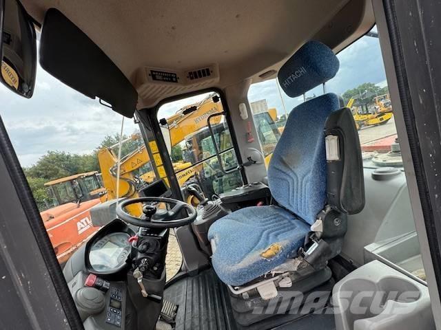 Hitachi ZW 180 Incarcator pe pneuri