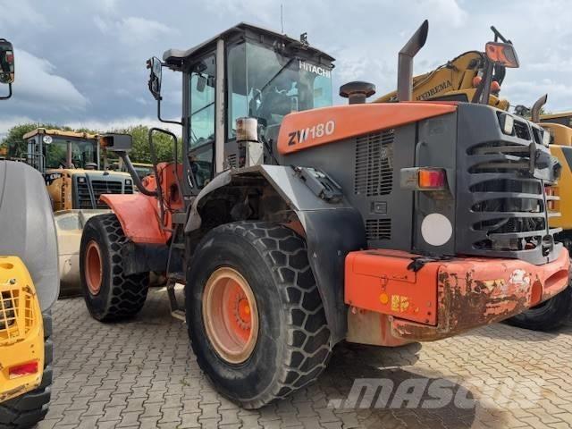 Hitachi ZW 180 Incarcator pe pneuri