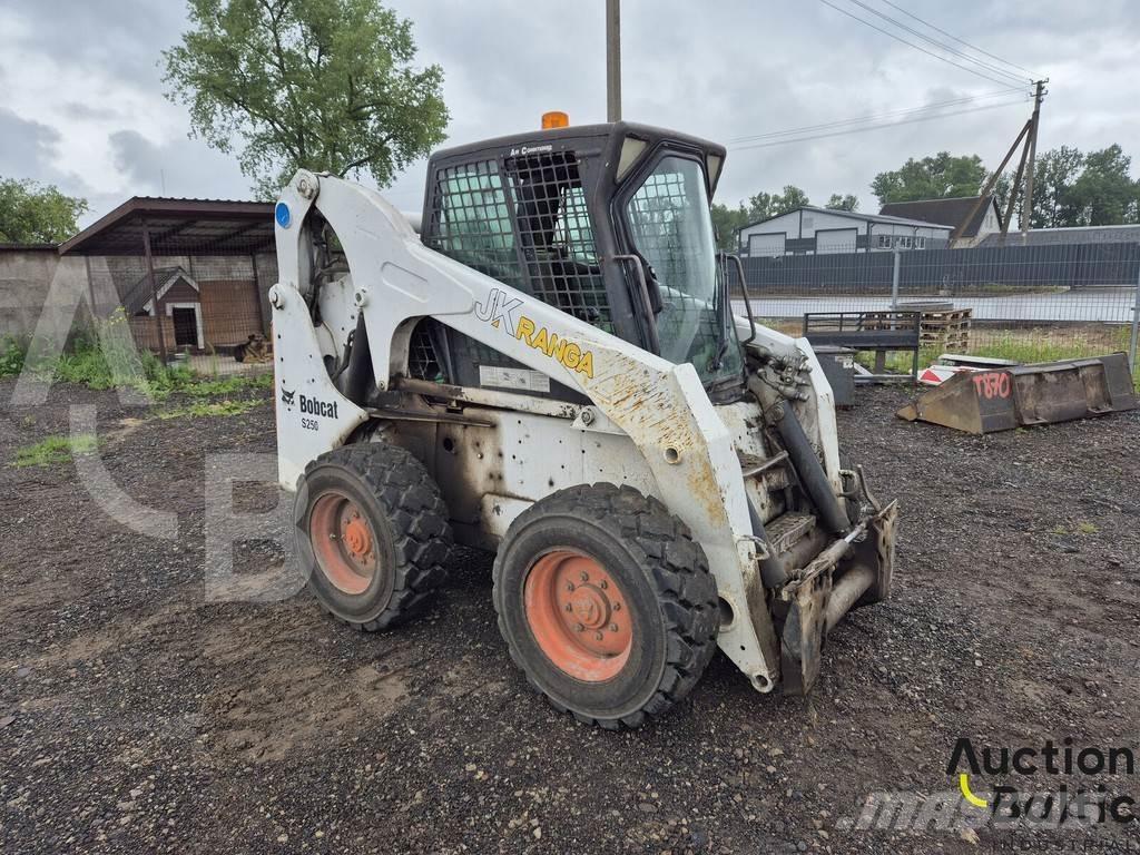 Bobcat S 250 Mini incarcator